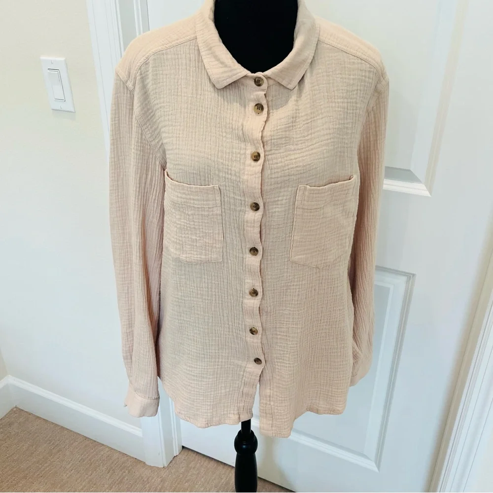 Alembika Recreation Button Down Top